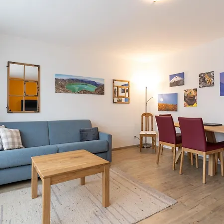 Altamirano Apartmán *